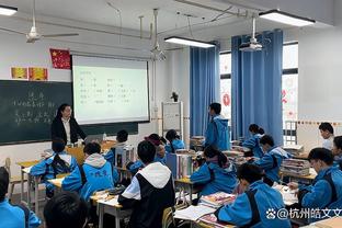 曼恩：小卡一直很高效 没看出这赛季他有什么不同